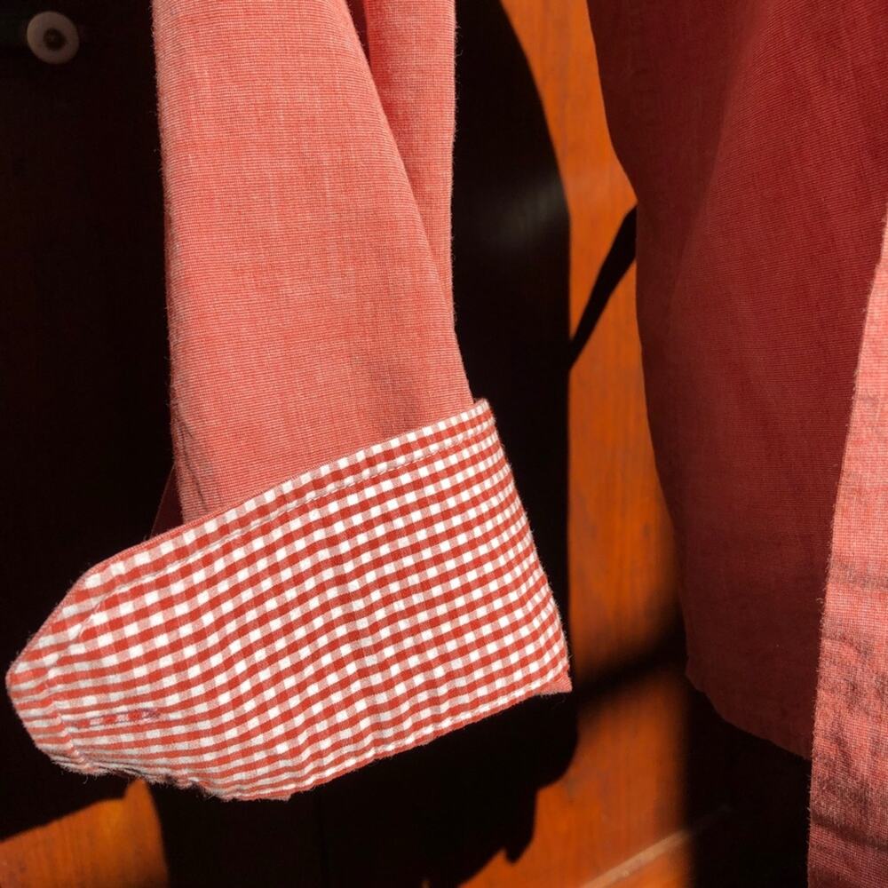 Izod Flip Cuff Button Down Shirt Men Medium Rust Red Checked Sleeves Casual - Picture 2 of 9